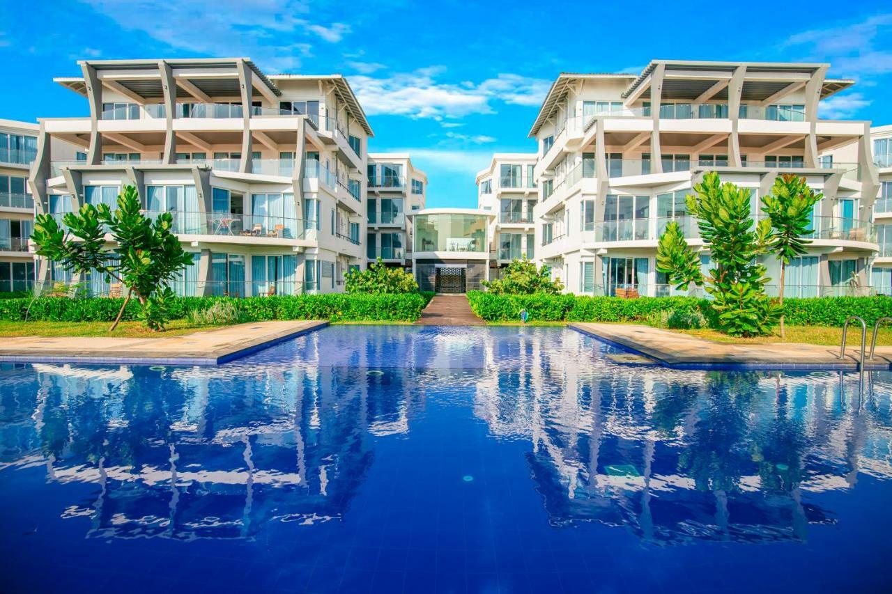 Oceanfront Condominium - ニラヴェリ エクステリア 写真