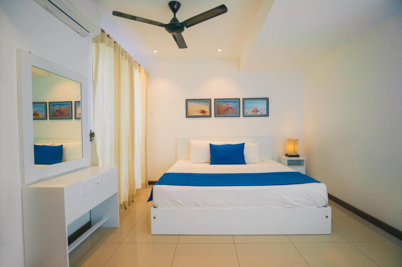 Oceanfront Condominium - ニラヴェリ エクステリア 写真